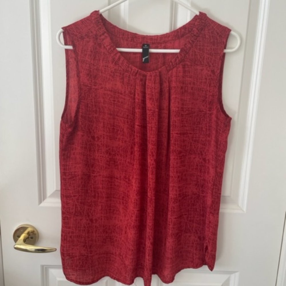 Lovely Sleeveless Blouse Size M - Picture 2 of 3